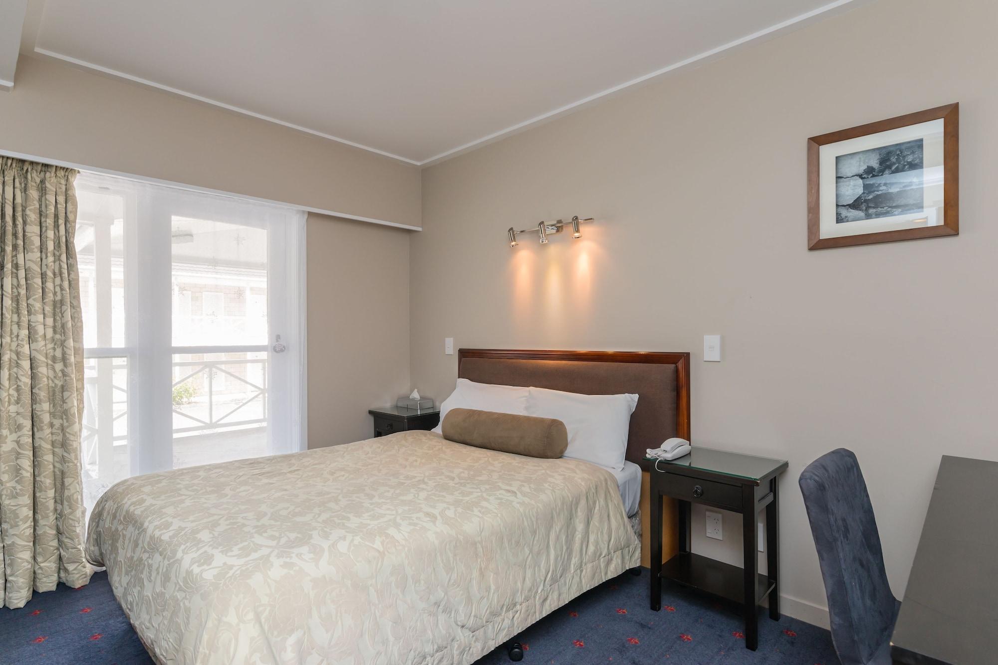 Discovery Settlers Hotel Whangarei Buitenkant foto
