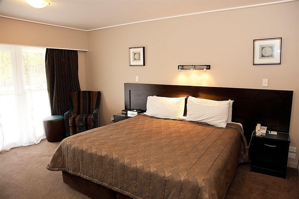 Discovery Settlers Hotel Whangarei Buitenkant foto
