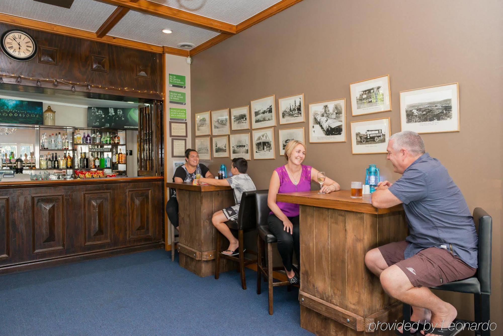 Discovery Settlers Hotel Whangarei Buitenkant foto